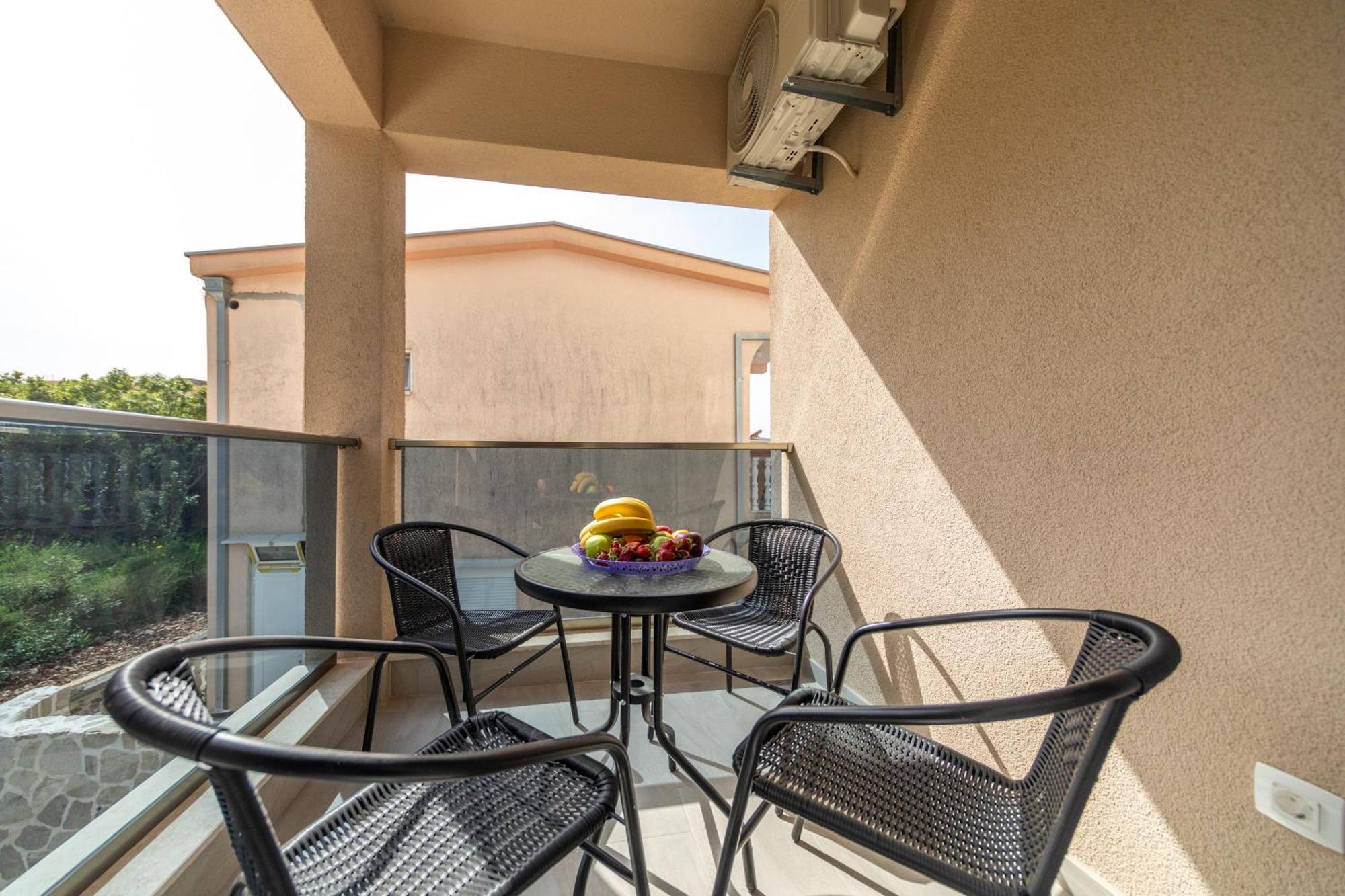 Sunways Apartments Dobra Voda Ruang foto