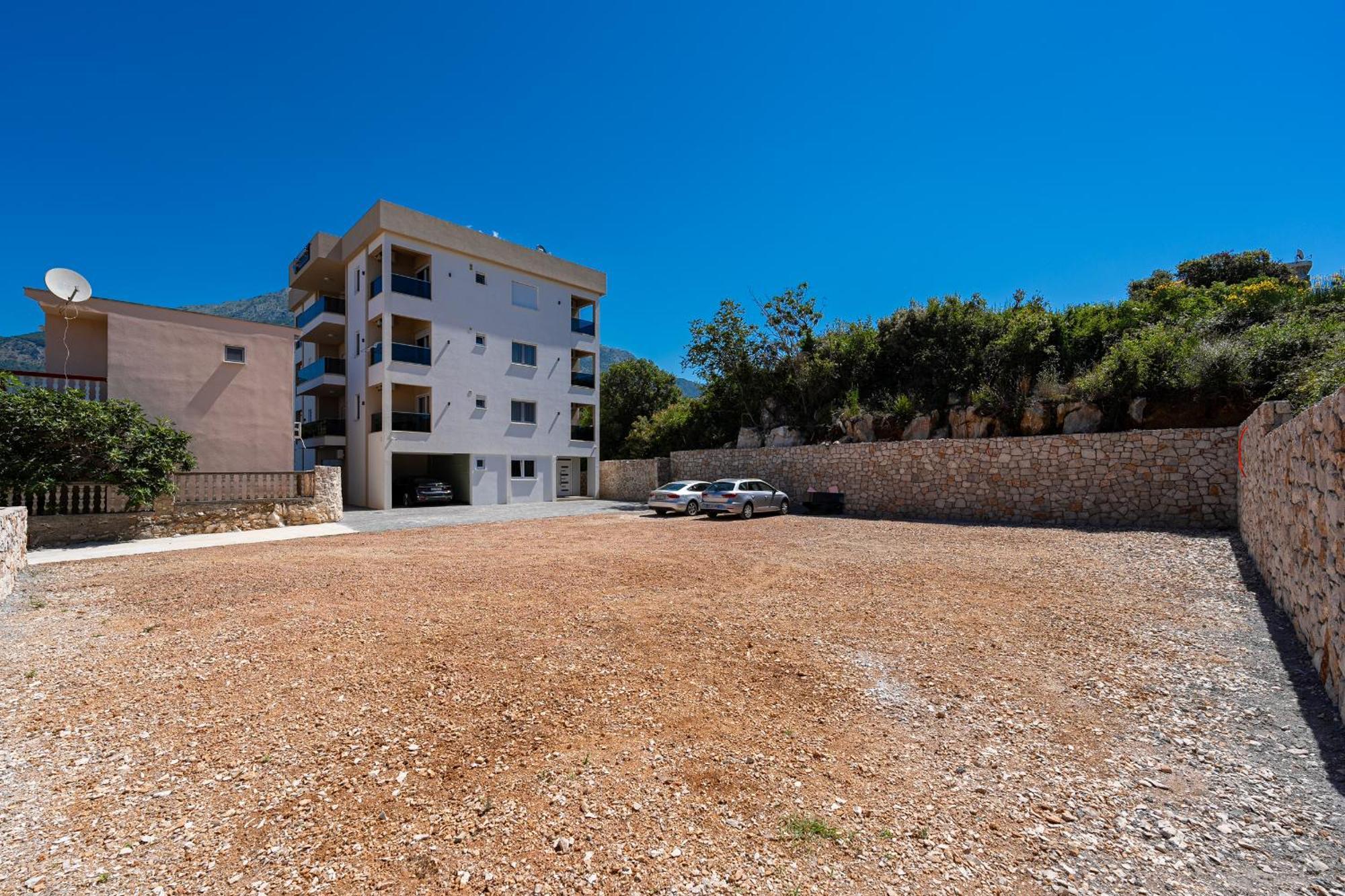 Sunways Apartments Dobra Voda Bagian luar foto
